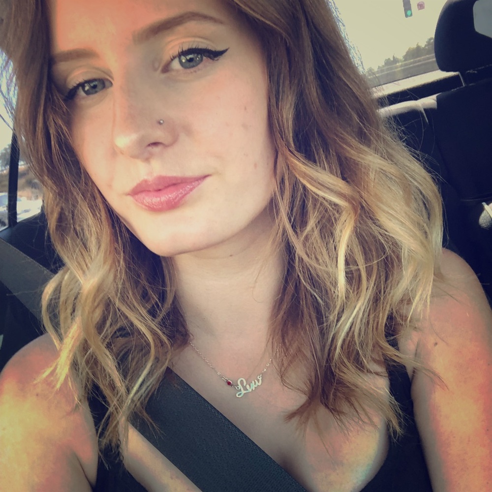 Meet your Posher, Lexi